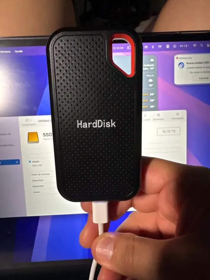 SDisk™ 4 Téraoctets – Stockage Ultra-Rapide, Compact et Fiable Ml ...
